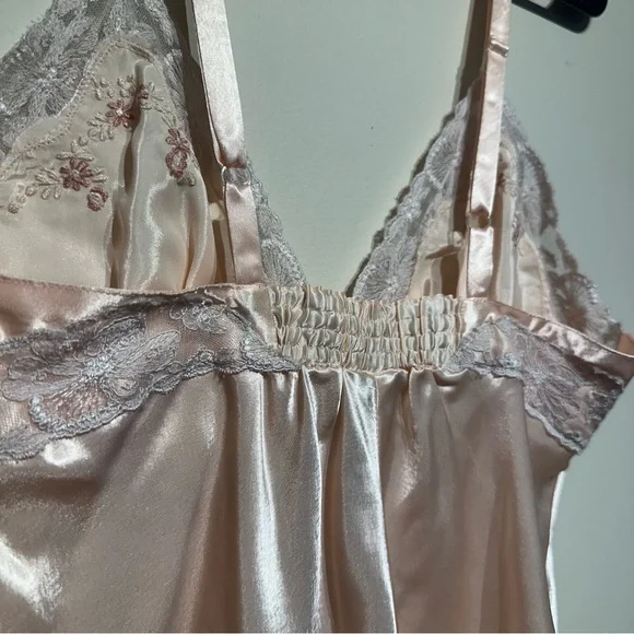 Victoria’s Secret Gold Label Romper - Picture 6 of 6